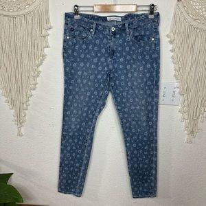 AG Adriano Goldschmied and Liberty Fabric Blue floral Skinny Jeans with size 30